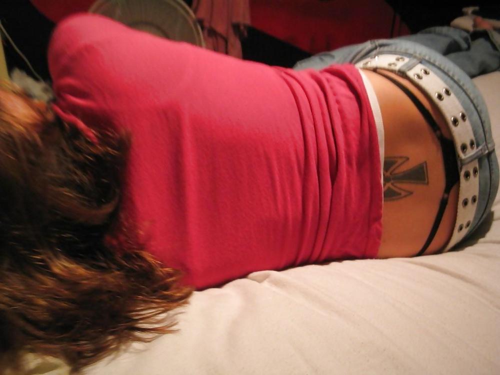 25P My collection 68 : This Amateur Bitch enjoys her Sextoy