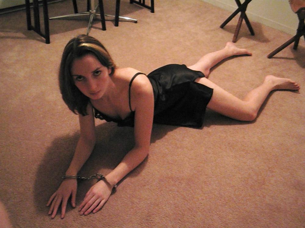 25P My collection 68 : This Amateur Bitch enjoys her Sextoy