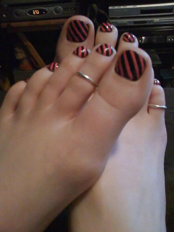 25P Feet, Legs, Toes And Soles #6 BoB