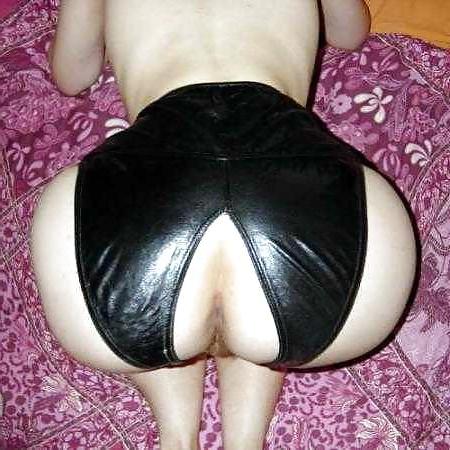 7P Sexy pvc shorts