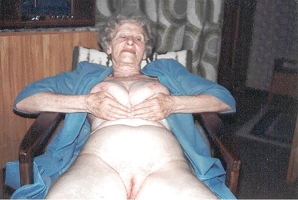 25P Nasty grannys 
