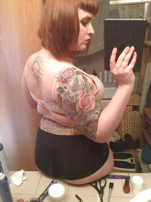 25P Busty Greek Goddess