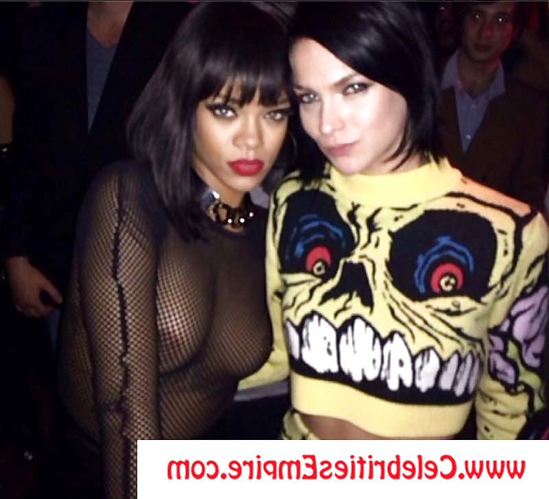 15P RIHANNA TOPLESS AT FASHION PARTY