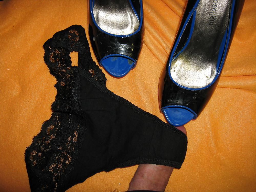 11P New heels for my goddess creamed by friend and me