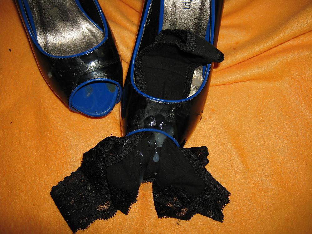 11P New heels for my goddess creamed by friend and me