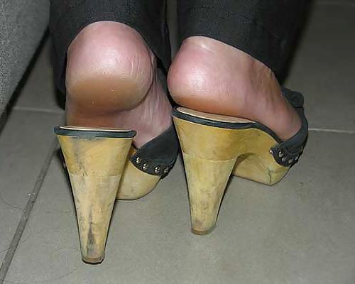 24P Sexy Mules and Feet.