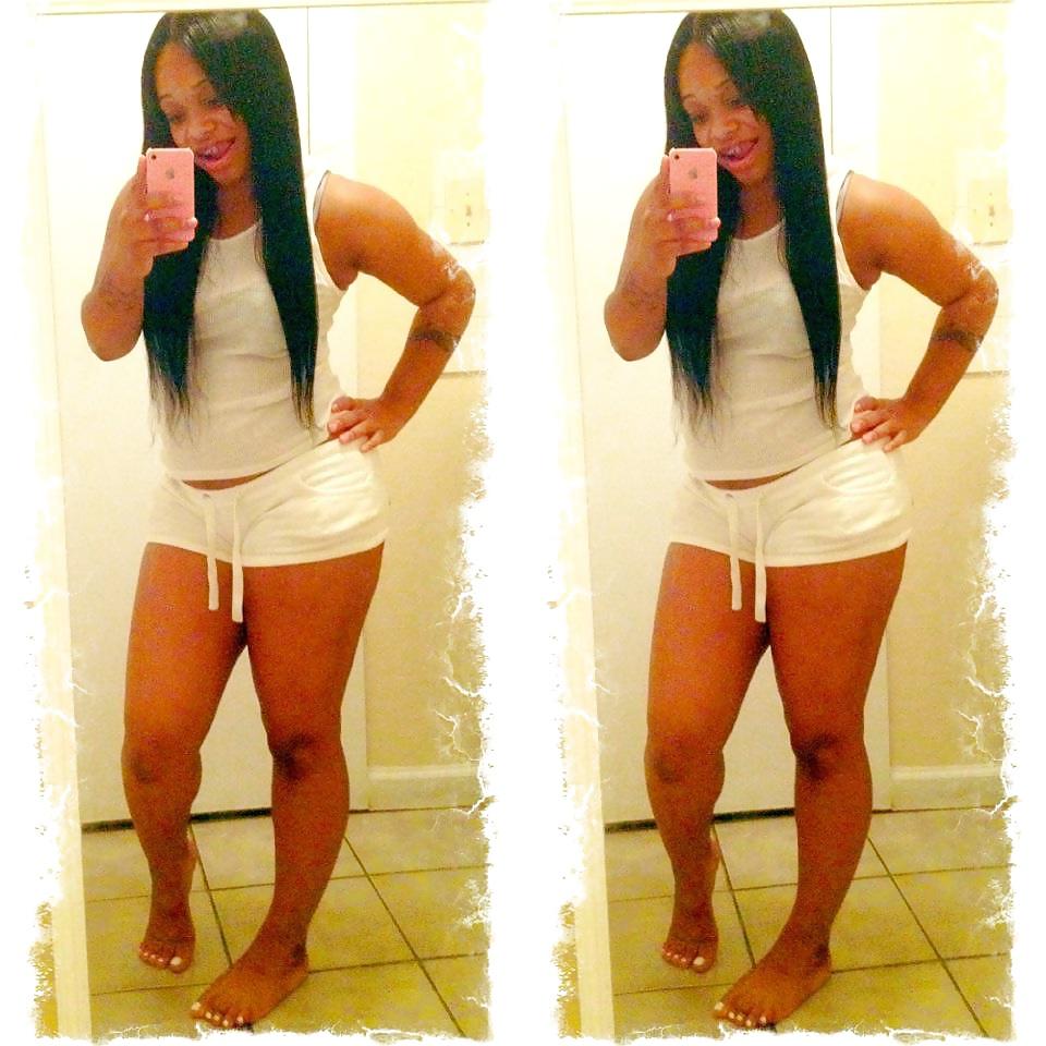 13P Redbone Thick Ass, Legs, And Feet!!!!