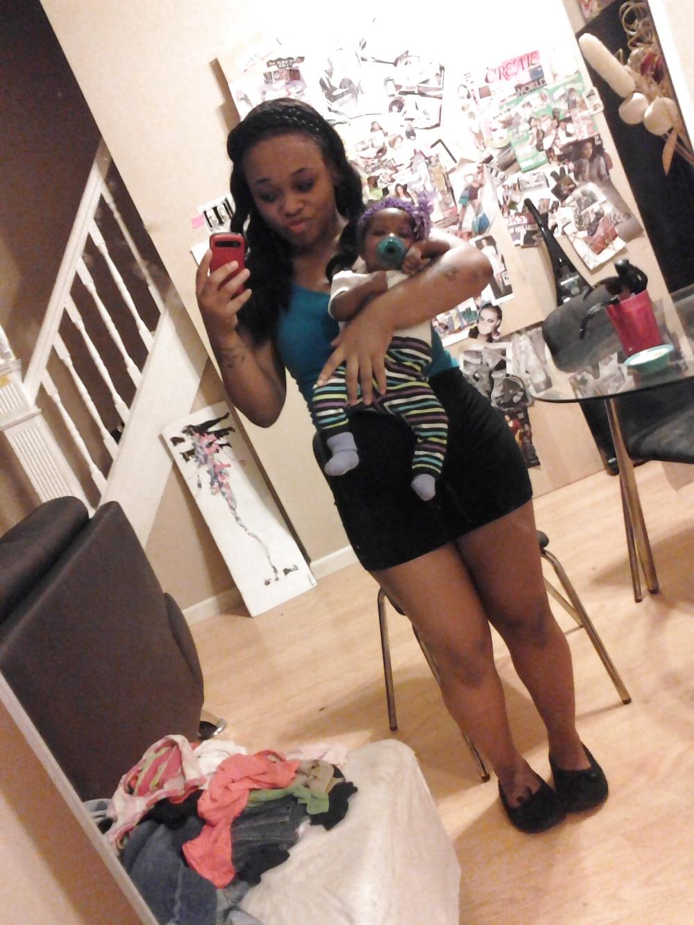 13P Redbone Thick Ass, Legs, And Feet!!!!