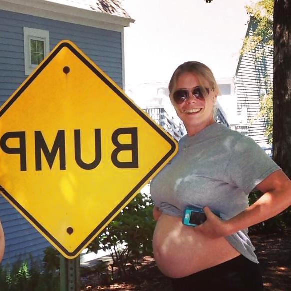 10P Sexy pregnant bitch's 