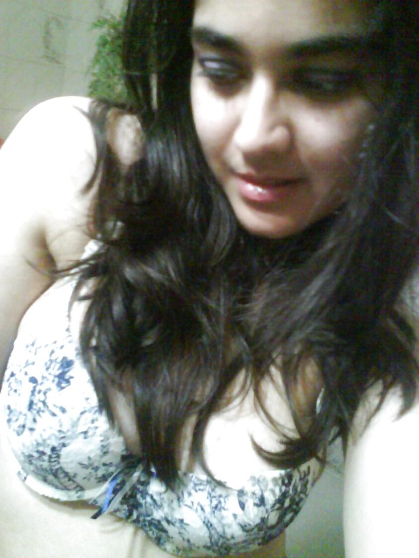 12P Indian Cute Girl