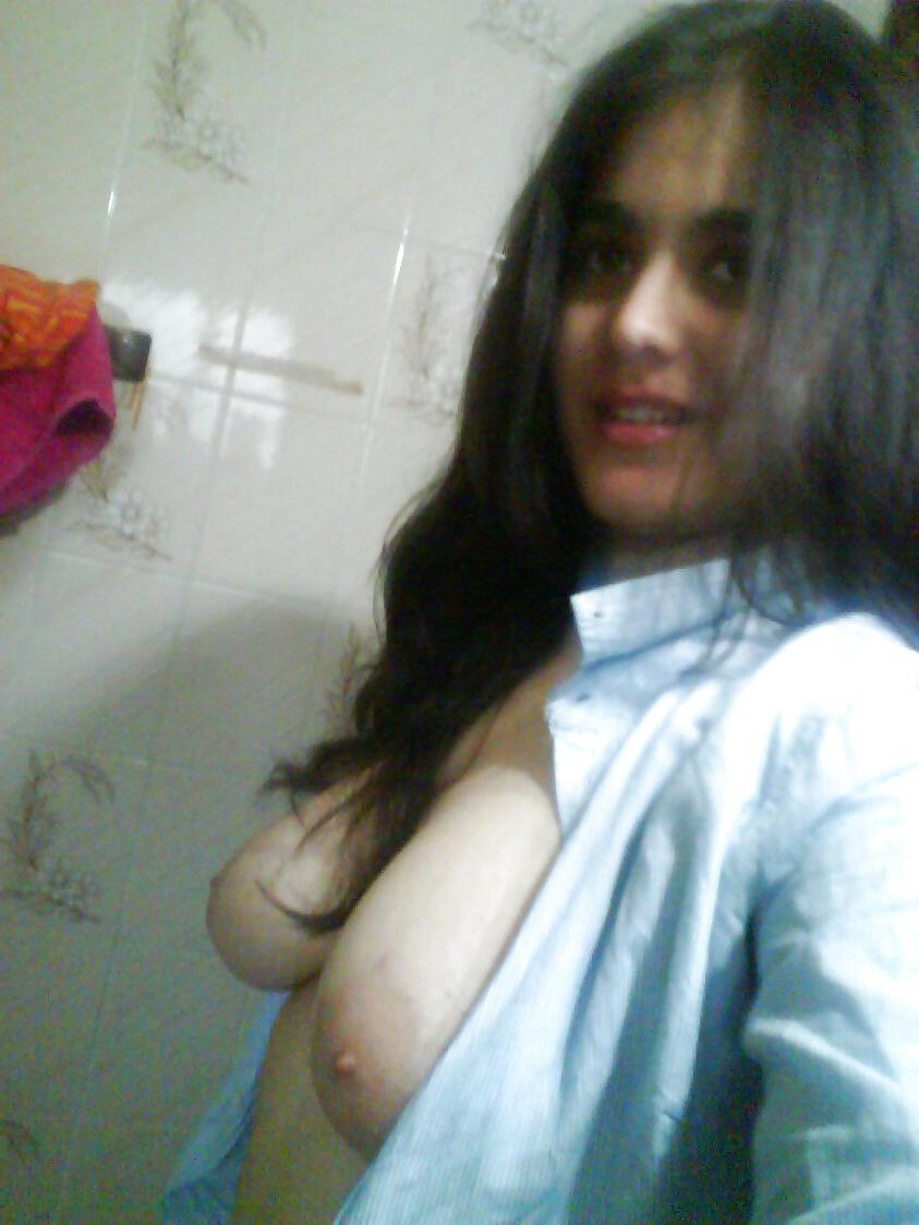 12P Indian Cute Girl