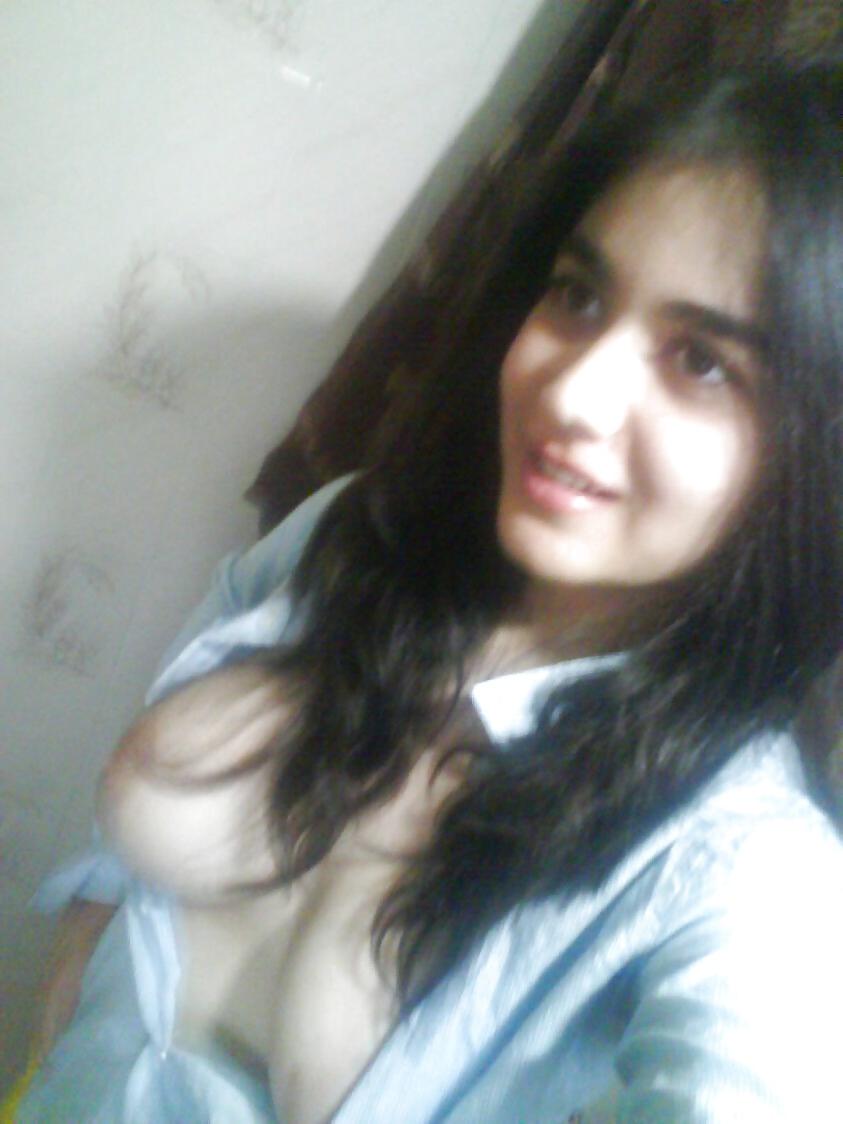 12P Indian Cute Girl