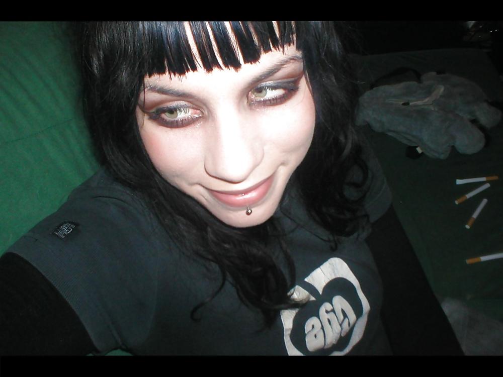 23P Gothic bitch