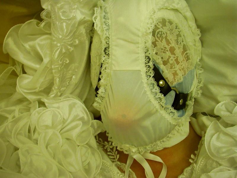 25P Sissy Bride under pantiehood control