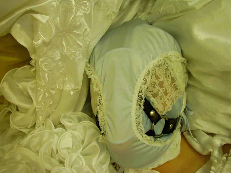 25P Sissy Bride under pantiehood control
