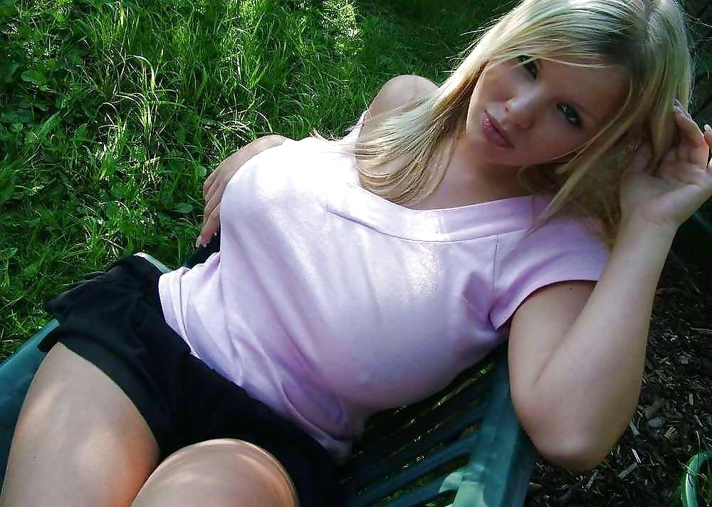 25P In Bed With Faith Nelson - Busty Goddess With Huge Breasts
