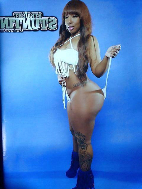 25P Thick big booty black sexy bitch 2