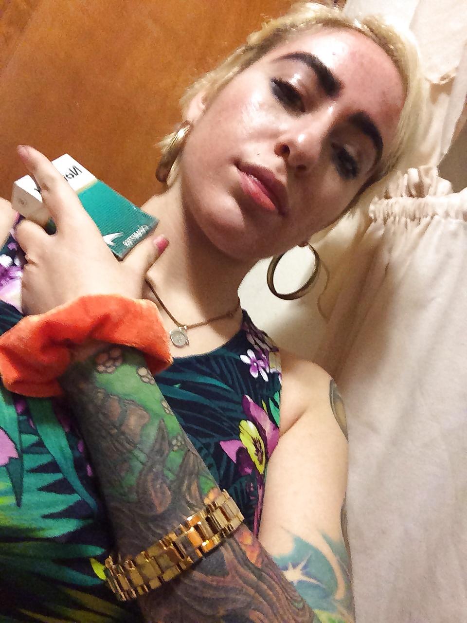 25P Thick White Slut Gets So Many BBC's Spewing Cum