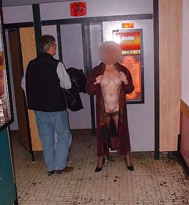 25P Misc Glory Hole # 1 (Female blow jobs)