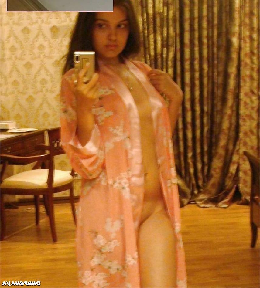 9P Desi  Cute Indian Girl Chithra Nude Boobs