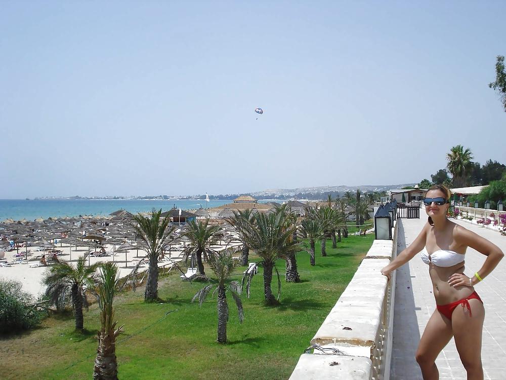 13P Ex gf from czech (in tunisia)