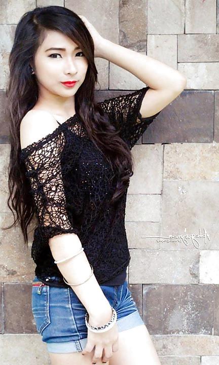 25P VERY CUTE Virgin TEEN Filipina Model (HOW will U FUCK her?)