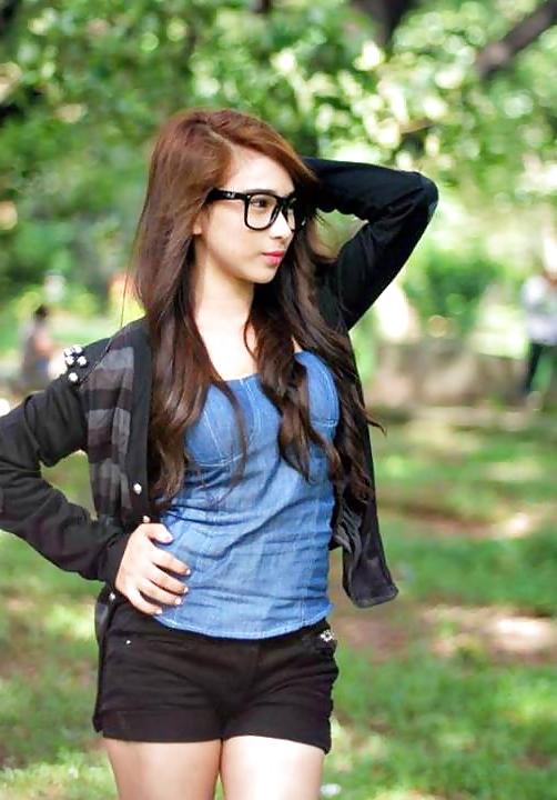 25P VERY CUTE Virgin TEEN Filipina Model (HOW will U FUCK her?)
