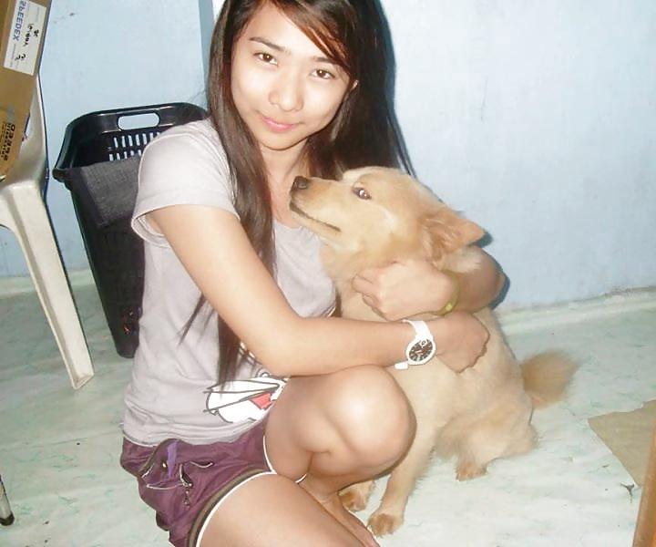 25P VERY CUTE Virgin TEEN Filipina Model (HOW will U FUCK her?)