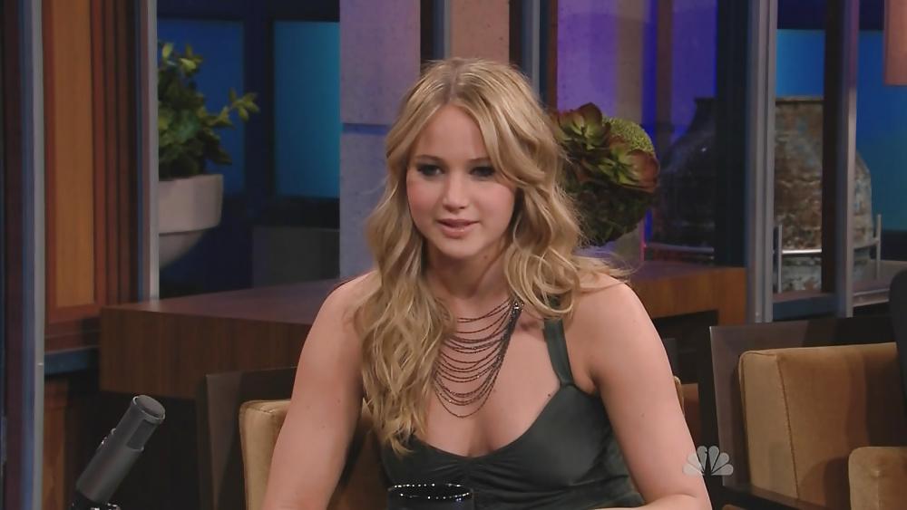18P Female celebs - Wooga 
