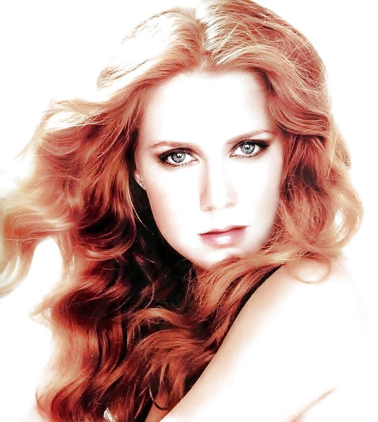 18P Female celebs - Wooga 