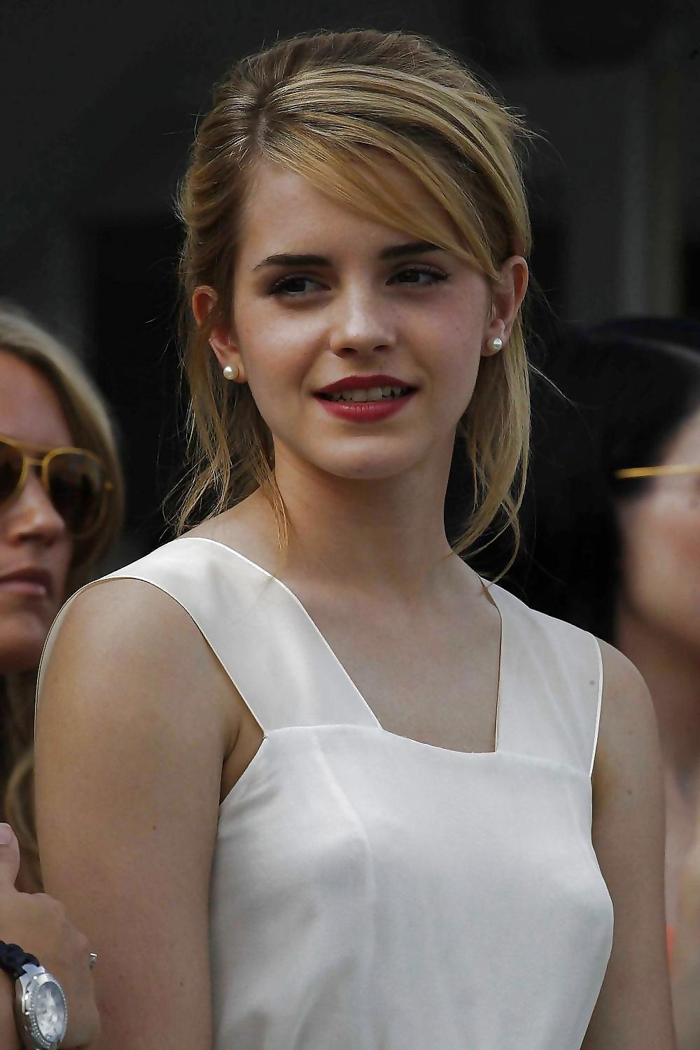 18P Female celebs - Wooga 