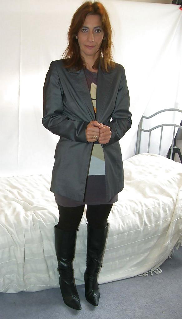 20P Breathtaking milf goddess