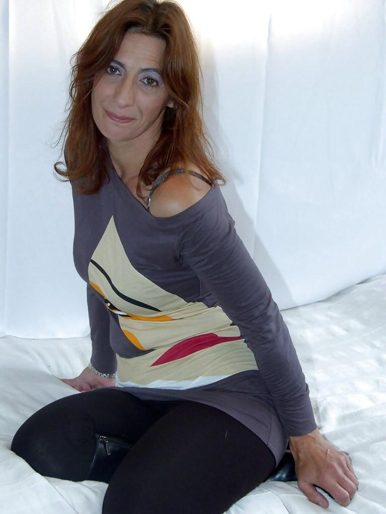 20P Breathtaking milf goddess