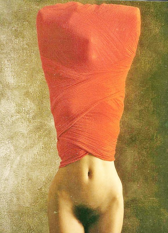 25P Nature's Finest Art: The Female Form