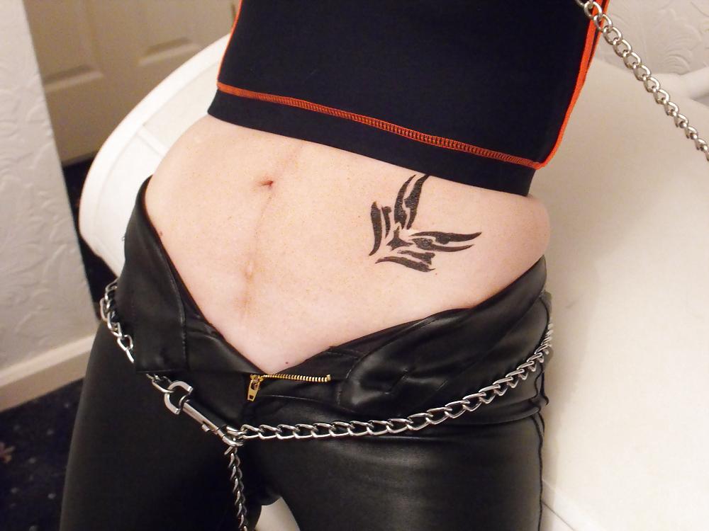6P My skinny blonde PVC MILF wife