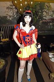 24P Michelle Trachtenberg Goddess