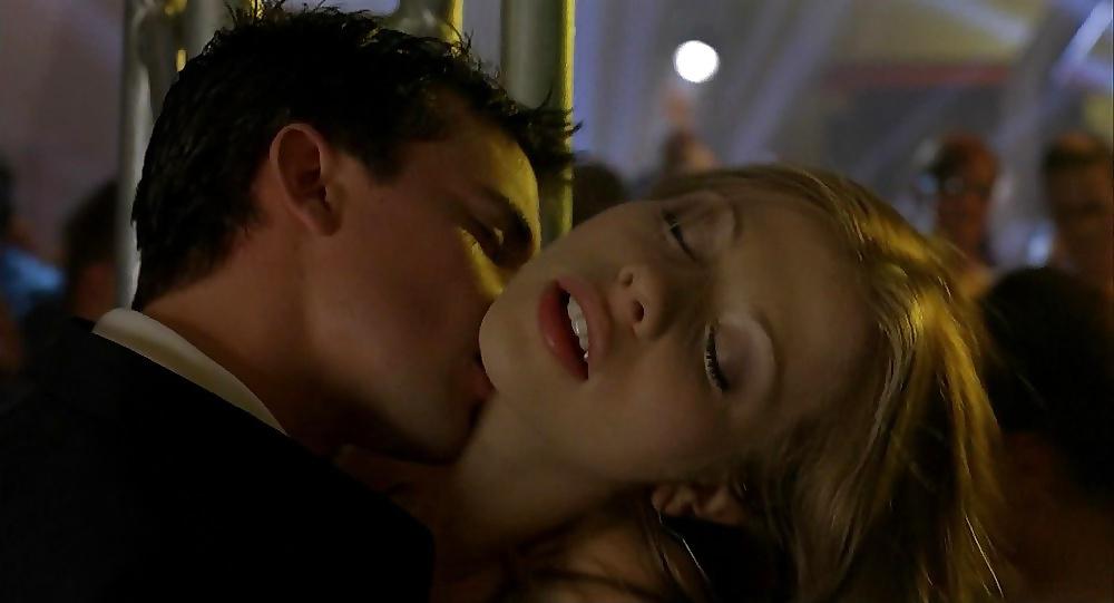 24P Michelle Trachtenberg Goddess