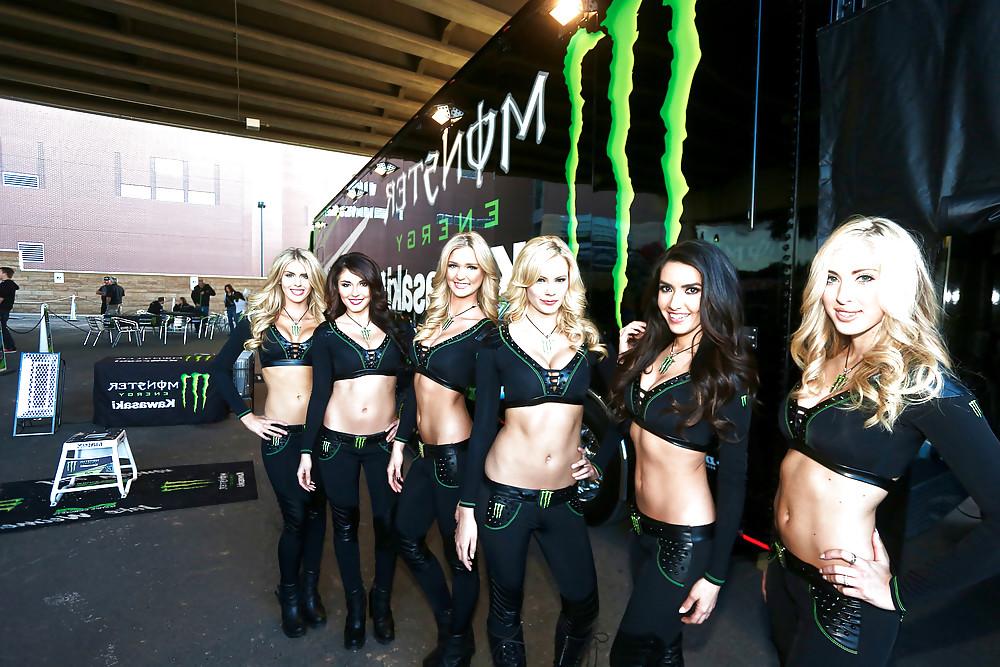 25P Monster Energy Girls 2014