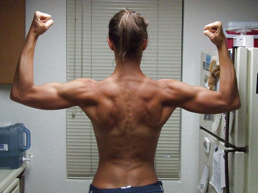 25P Sexy Muscled Girls