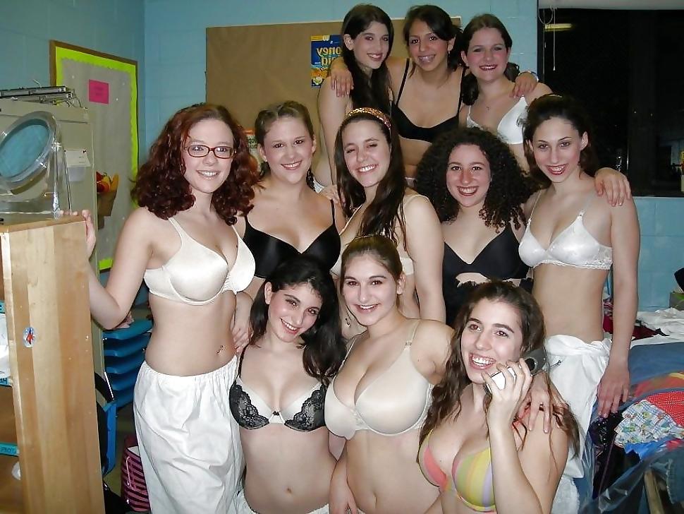 21P Busty and chunky teen tits 5