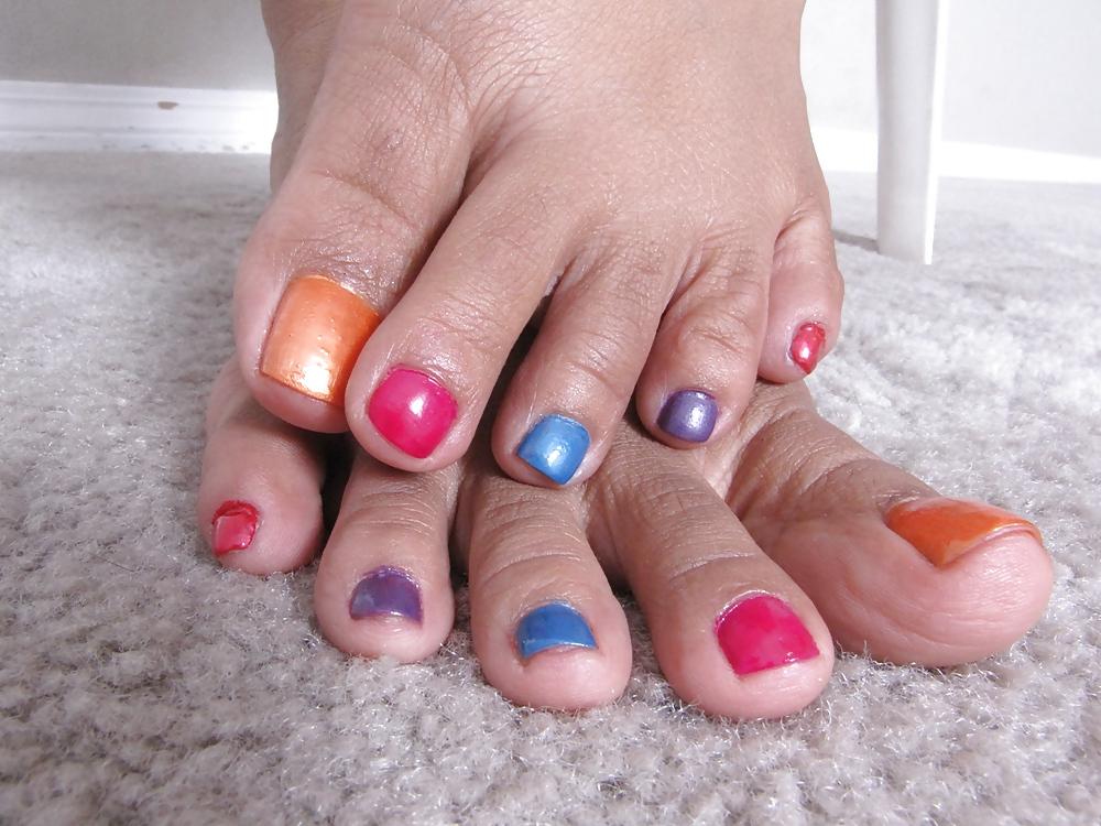 21P Soles & toes
