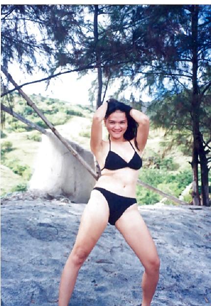 25P Big tit filipina mom