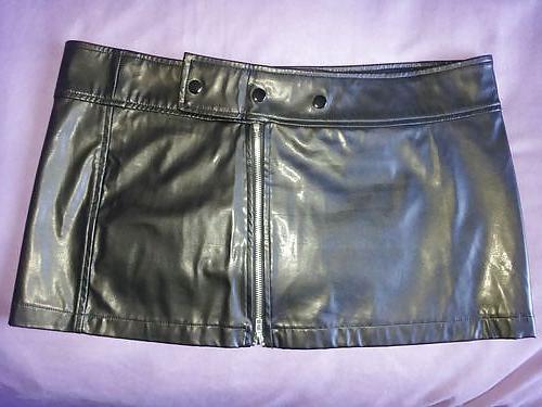 25P SEXY PVC SKIRT