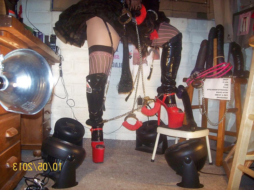 17P Tgirl BBC slut in chain legcuffs and handcuffs for Dadddy