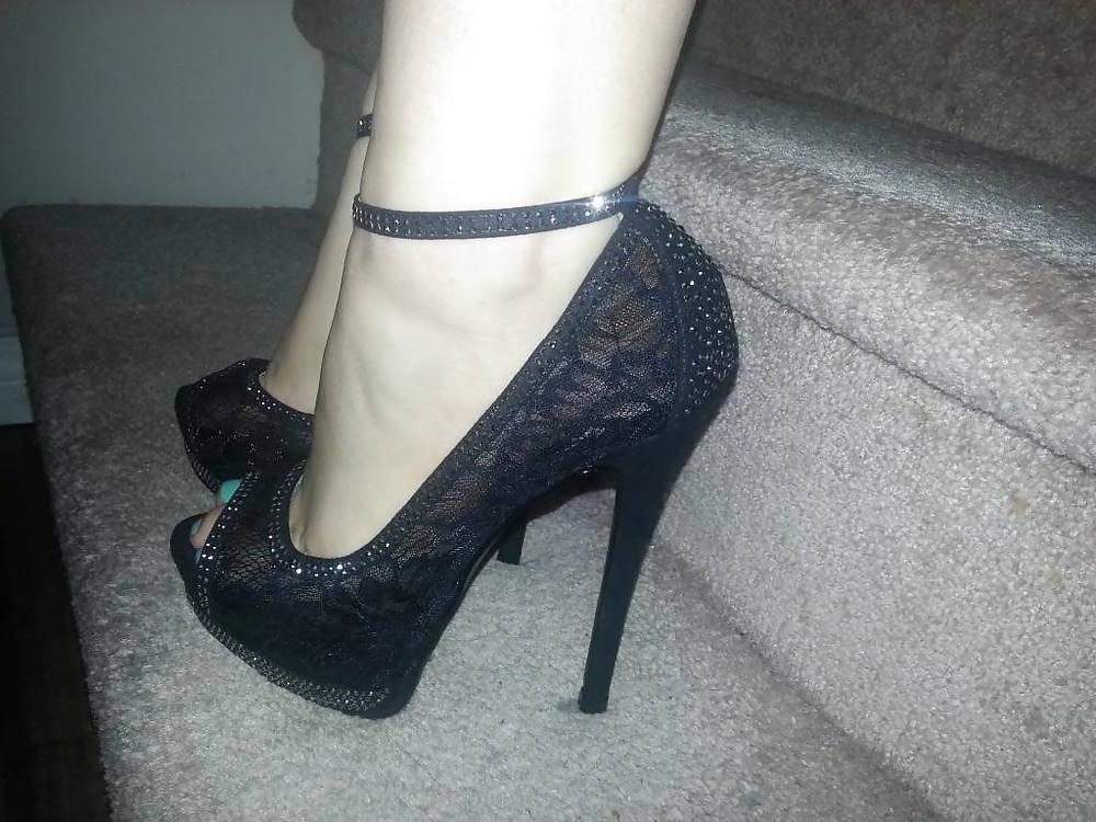 15P Shoes & Toys