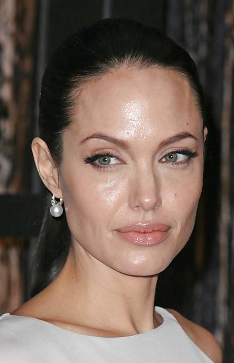 25P My Queen Angelina Jolie