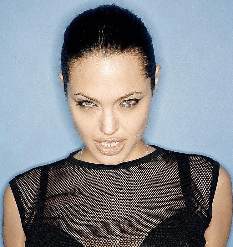 25P My Queen Angelina Jolie