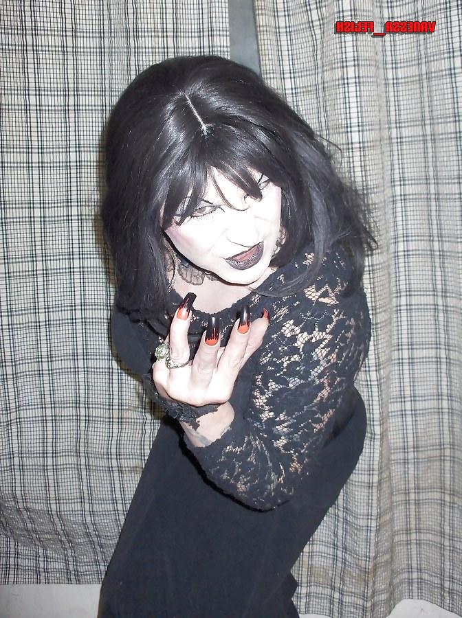 25P Vanessa Fetish - Transsexual Fetish Queen