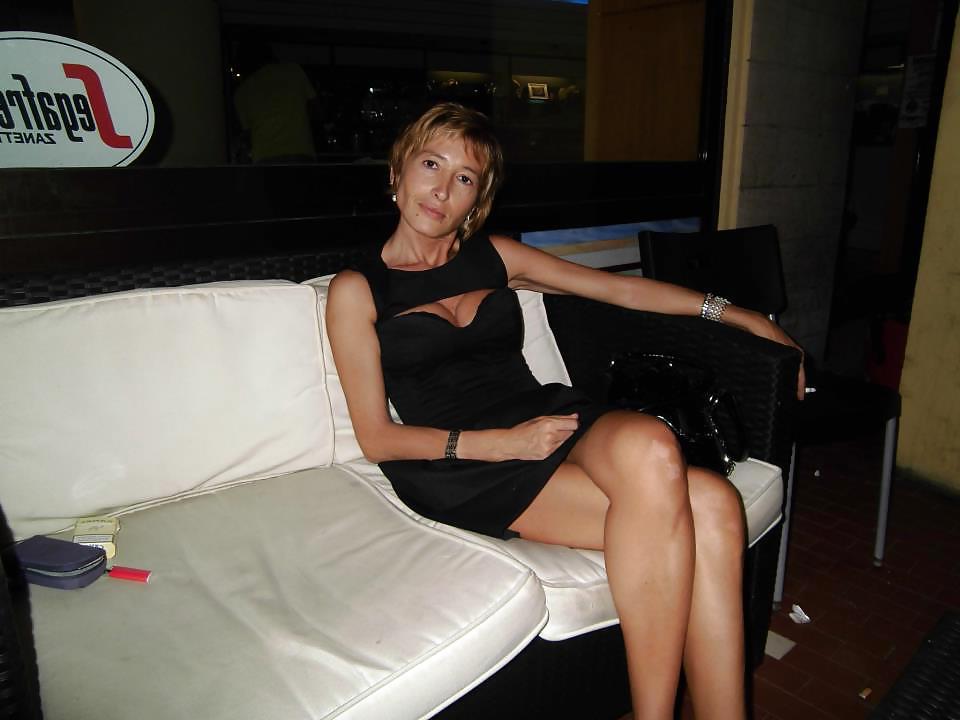 25P How to fuck this amateur old bitch? 2