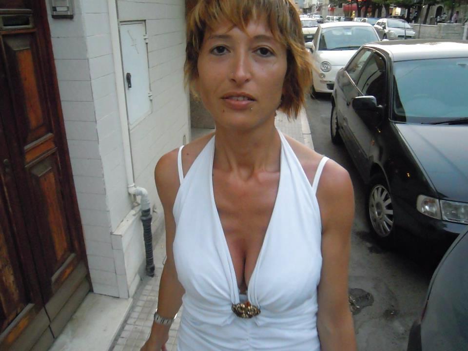 25P How to fuck this amateur old bitch? 2